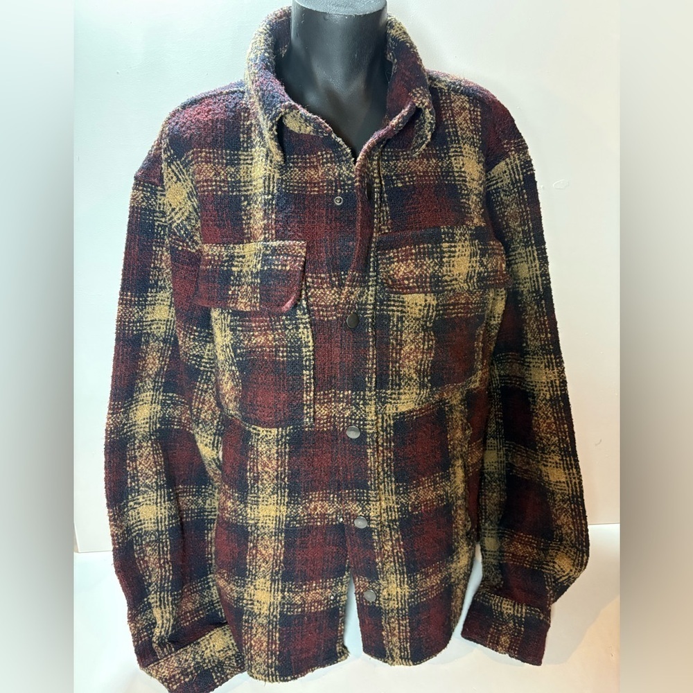 Women's Plaid Button-Up Shacket